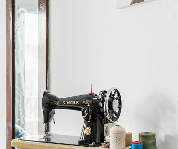 2bd- Perfect Location With Square View Tesalónica