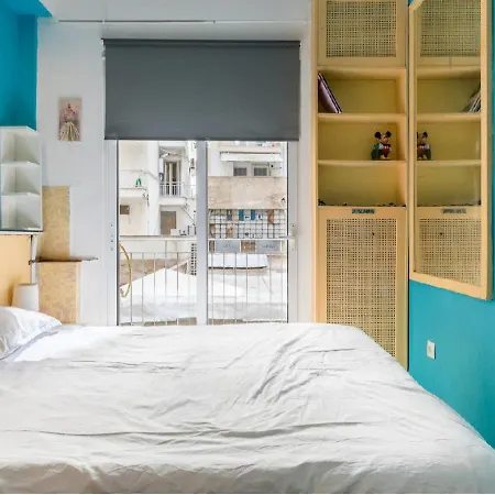 2bd- Perfect Location With Square View Apartament *