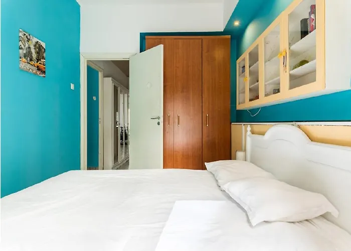 公寓 2bd- Perfect Location With Square View